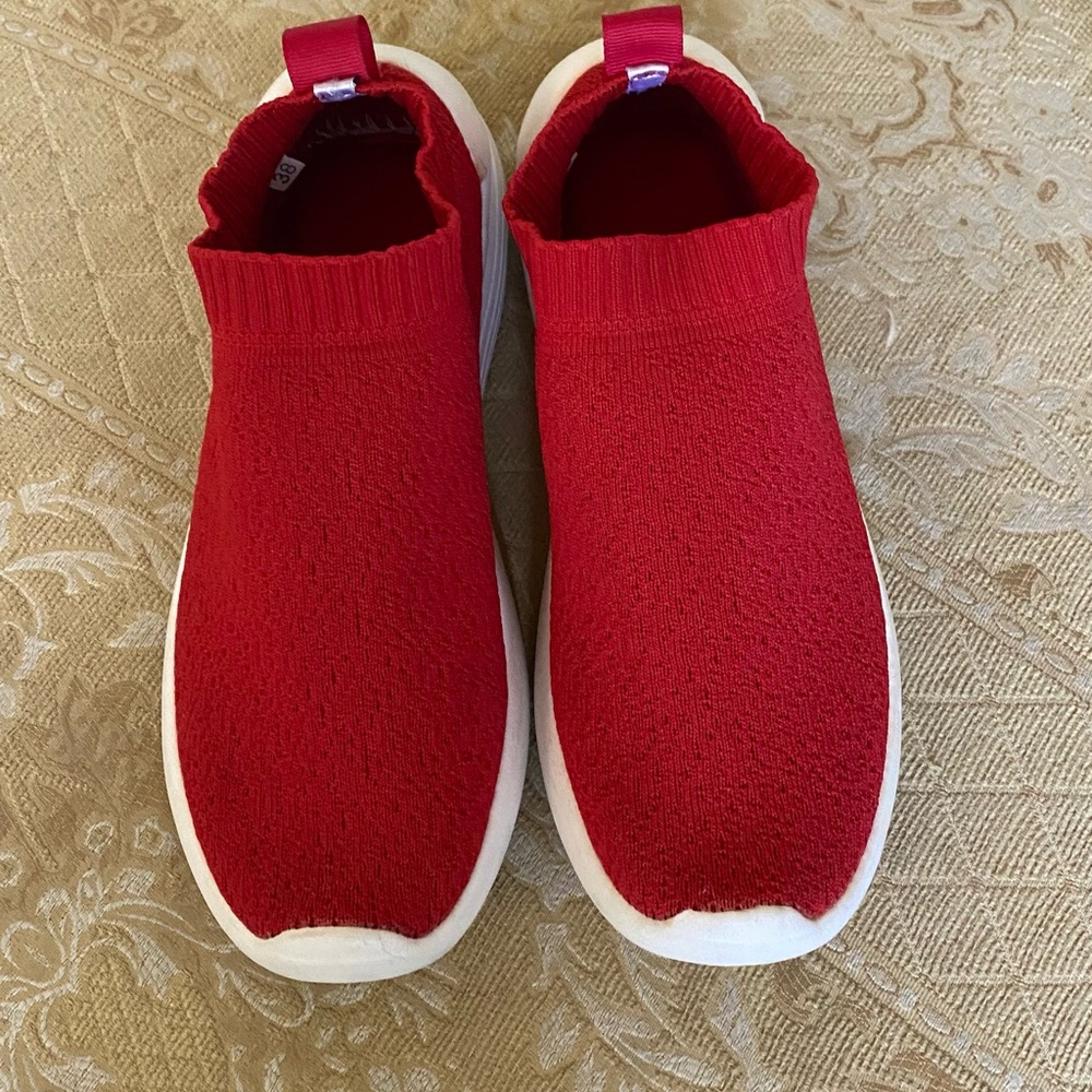 Slip on sneakers
